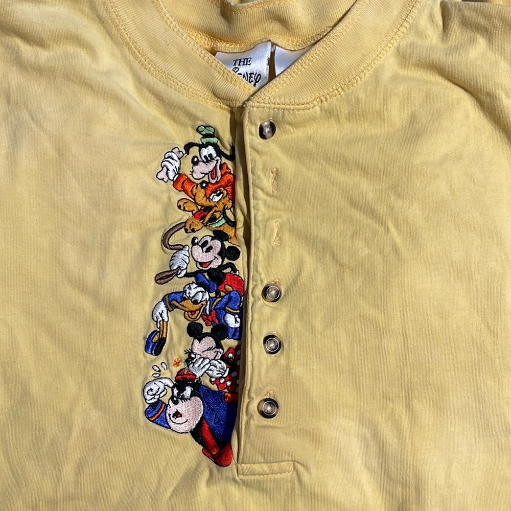 90’s Disney Mickey long sleeve Henley - Picture 2 of 6